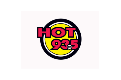 HOT 93.5 FM